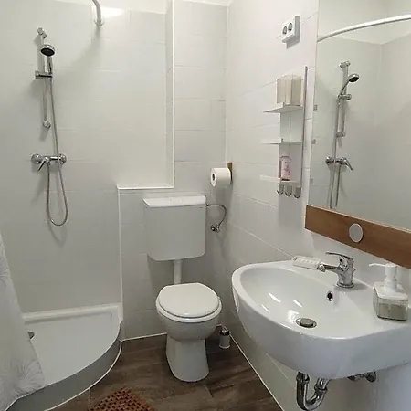 Egerhaz Vendeghaz Privat bolig *