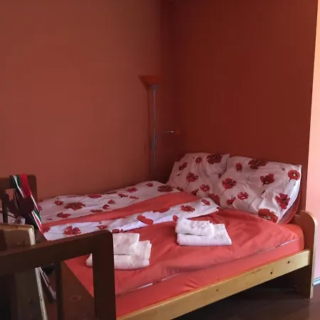 Egerhaz Vendeghaz Privat bolig